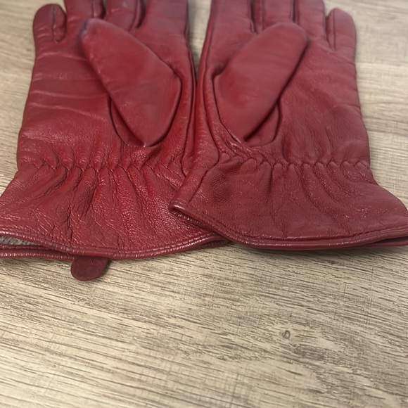 FEIQIAOSH WOMENS RED LEATHER GLOVES SZ Medium - Picture 7 of 16